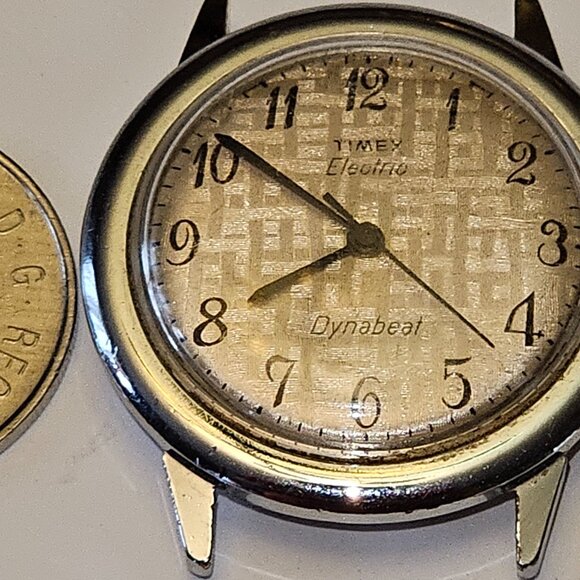 Vintage Timex Electric Dynabeat Watch (for repair) - Picture 10 of 14